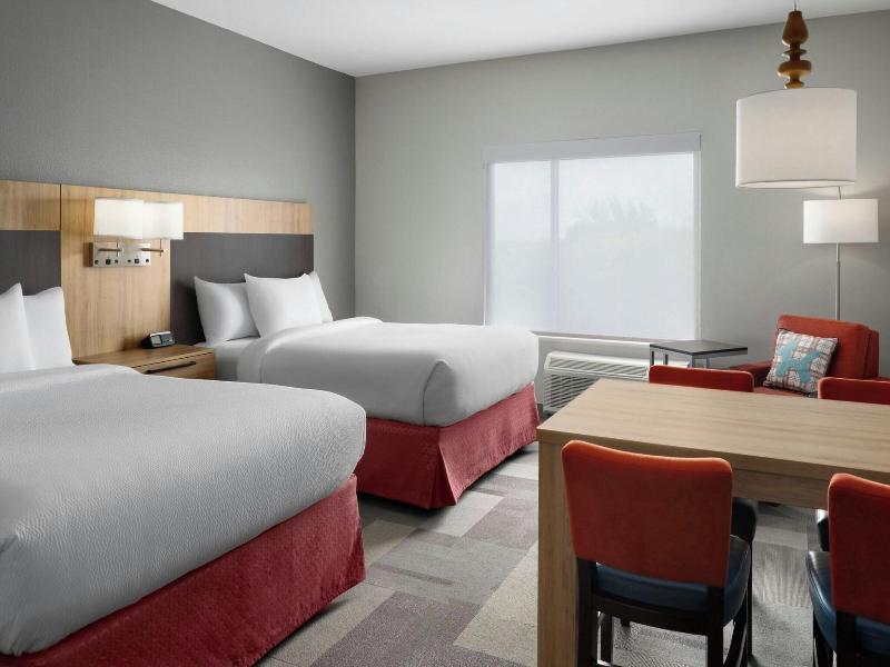 Towneplace Suites Houston Hobby Airport image