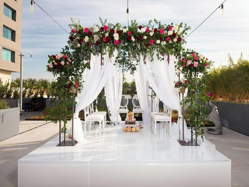 Jw Marriott Anaheim Resort image
