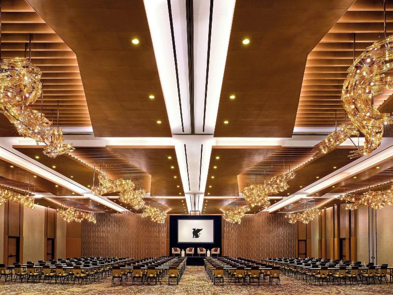 Jw Marriott Anaheim Resort image