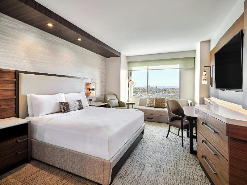 Jw Marriott Anaheim Resort image