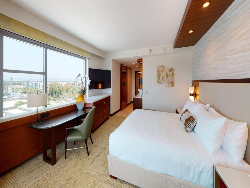 Jw Marriott Anaheim Resort image