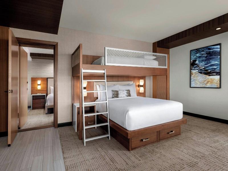 Jw Marriott Anaheim Resort image