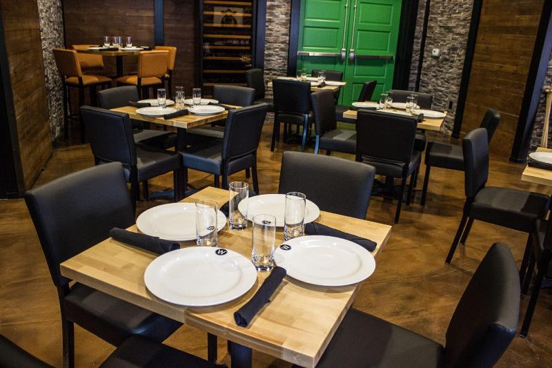 Cobblestone Hotel & Suites – Stevens Point image