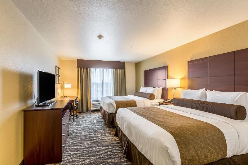 Cobblestone Hotel & Suites – Stevens Point image