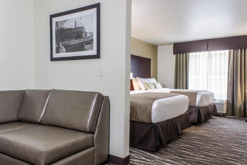 Cobblestone Hotel & Suites – Stevens Point image