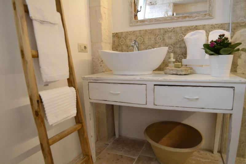 Trulli Lithos Suite image