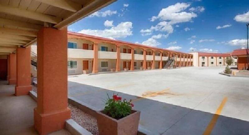 La Junta Inn — general view