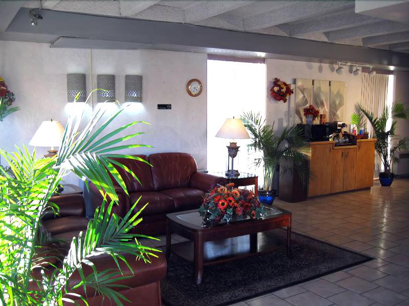 Santa Fe Inn Pueblo image