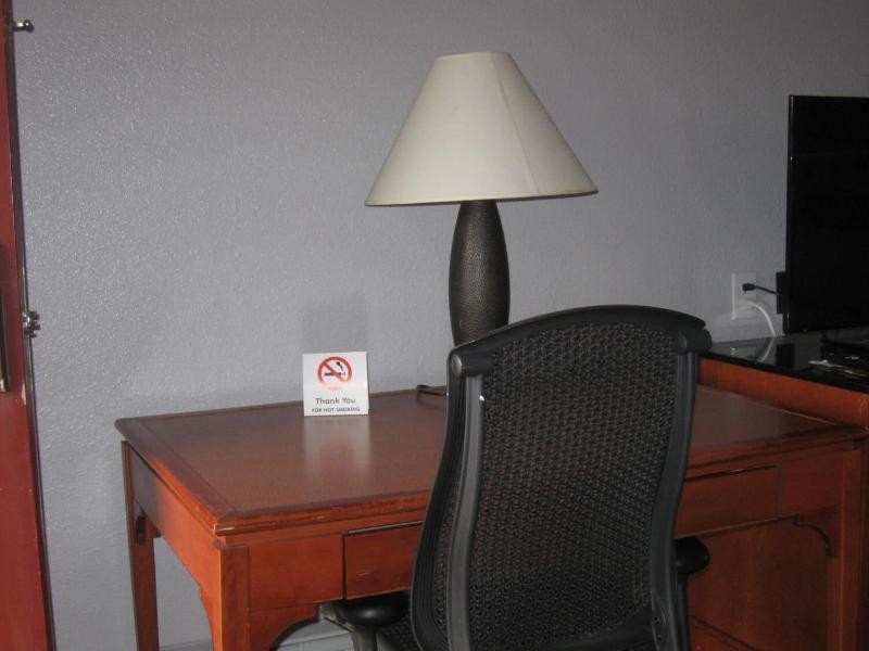 Santa Fe Inn Pueblo image