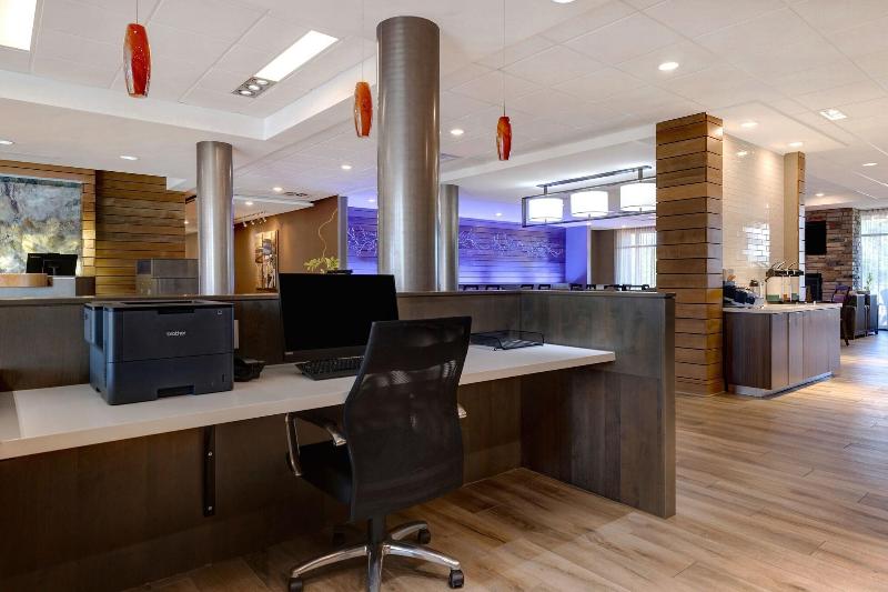 Fairfield Inn & Suites by Marriott Colorado Spring image