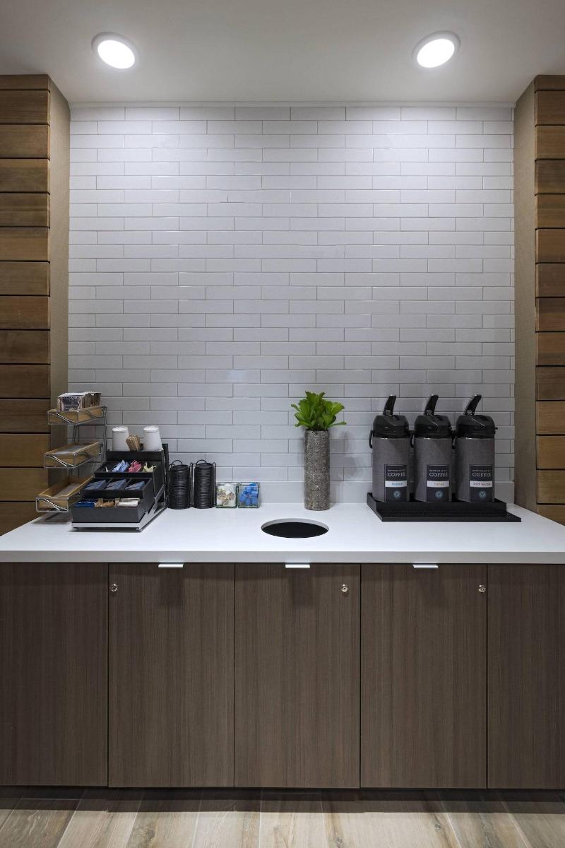 Fairfield Inn & Suites by Marriott Colorado Spring image