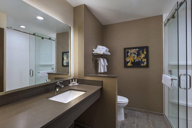 Fairfield Inn & Suites by Marriott Colorado Spring image