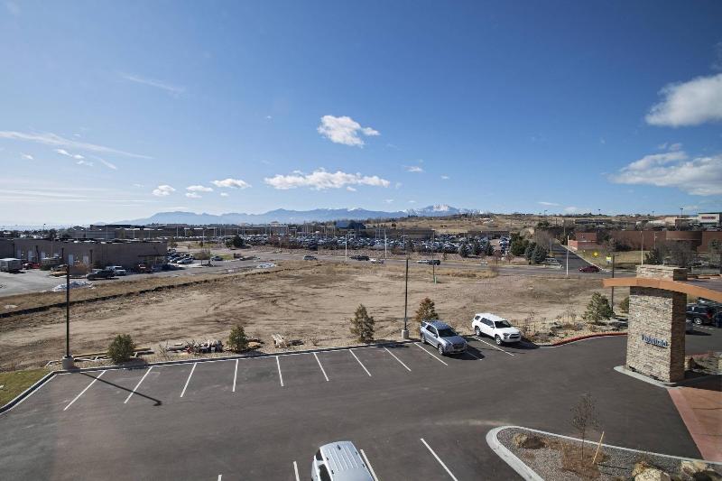 Fairfield Inn & Suites by Marriott Colorado Spring image