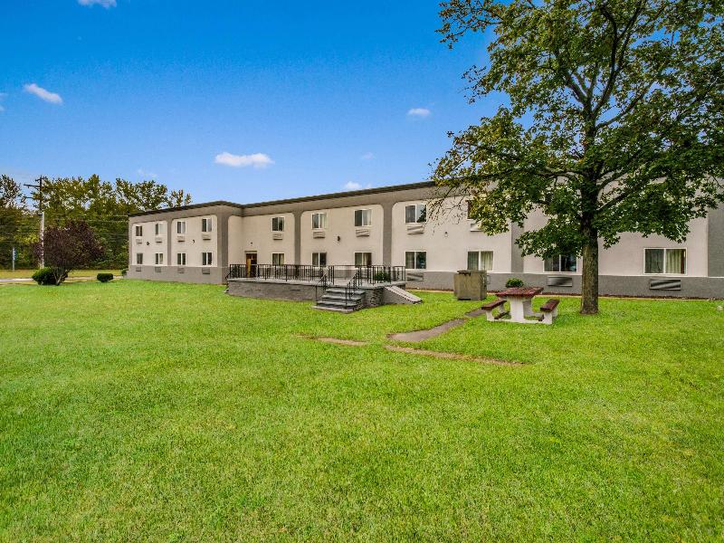 Motel 6 Tinton Falls, NJ – Neptune image