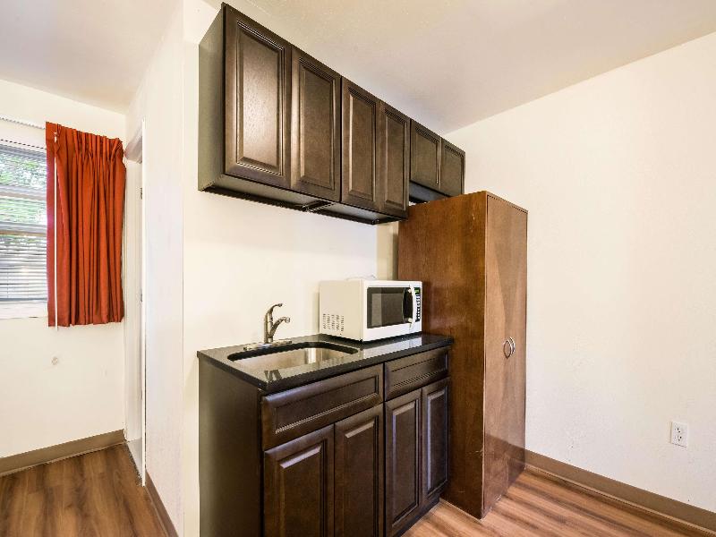 Motel 6 Tinton Falls, NJ – Neptune image