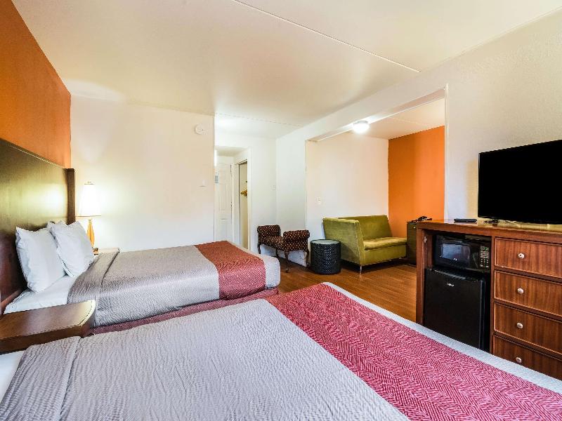 Motel 6 Tinton Falls, NJ – Neptune image
