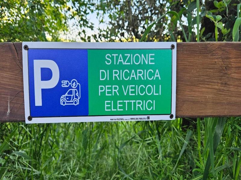 Il Canto Del Sole image