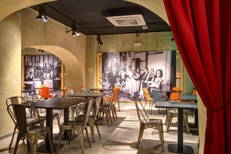 Meininger Roma Termini image