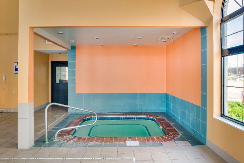 Motel 6 Richmond, IN image