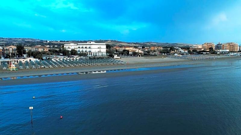 Hotel Internazionale image