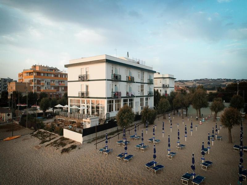 Hotel Internazionale image