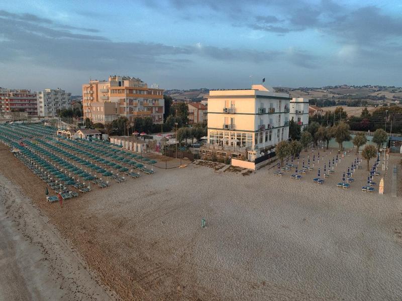 Hotel Internazionale image