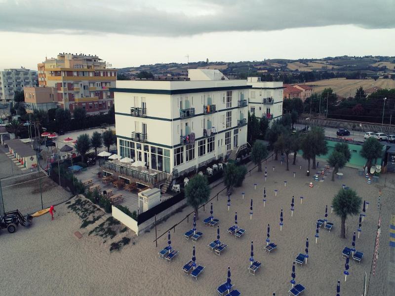 Hotel Internazionale image
