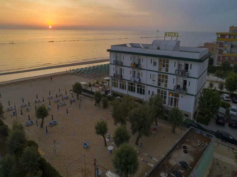 Hotel Internazionale image