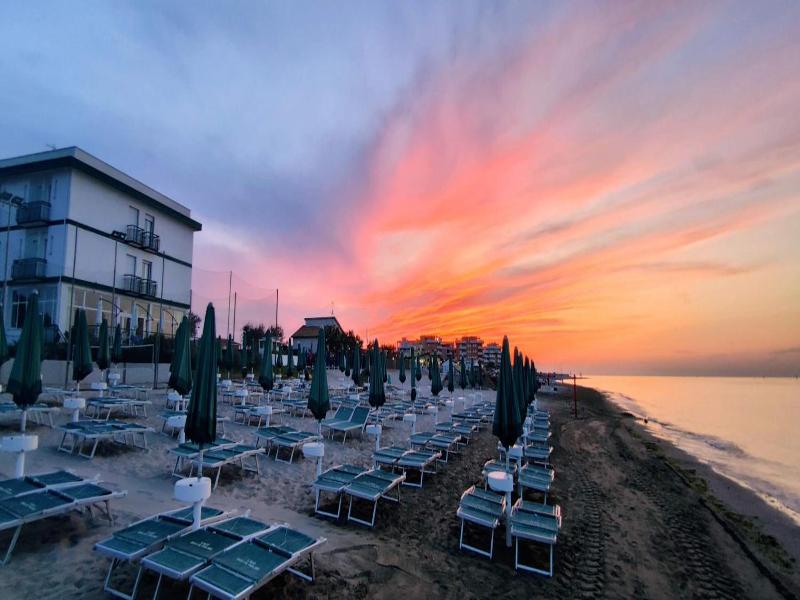 Hotel Internazionale image