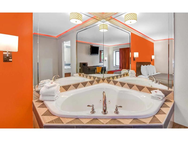 Motel 6 Norcross, Ga image