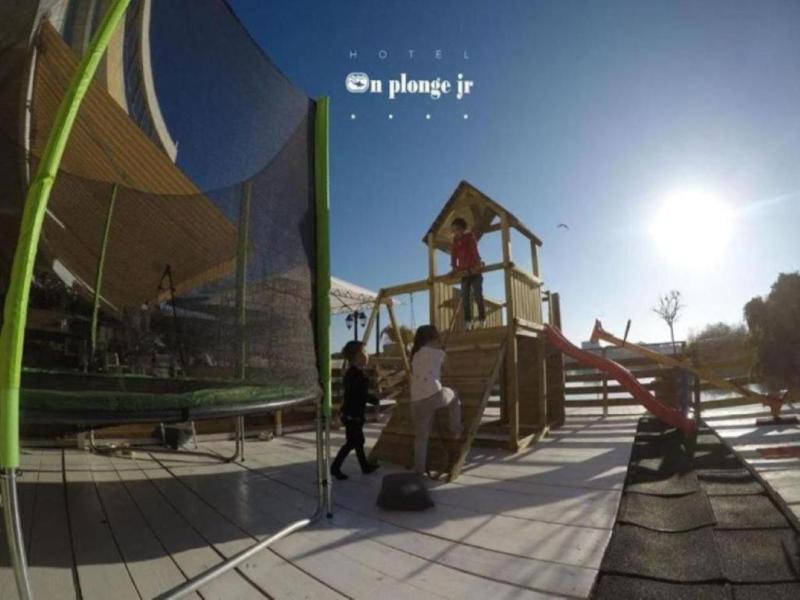 Hotel On Plonge Junior image