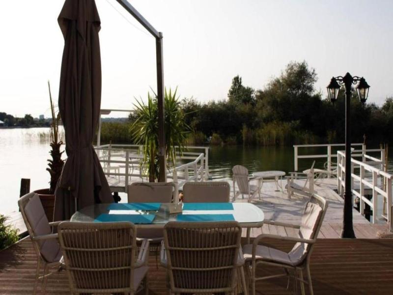 Hotel On Plonge Junior image