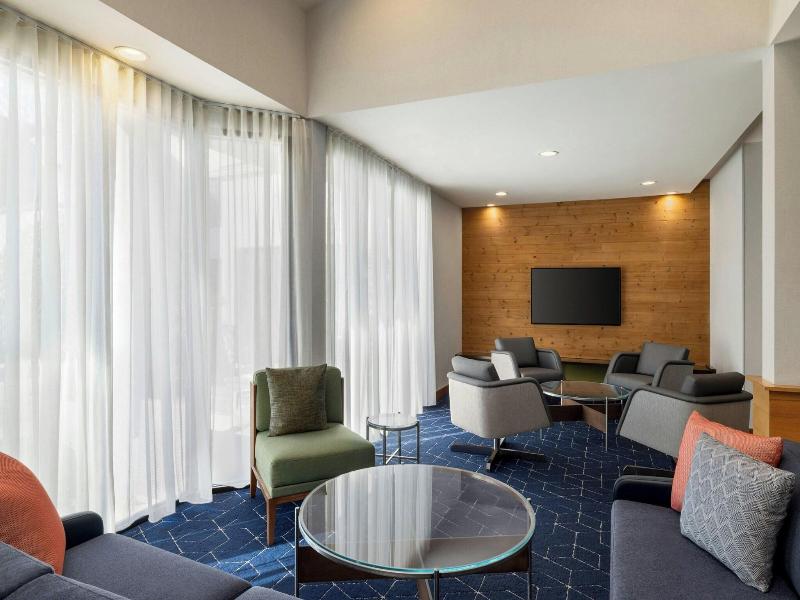 Courtyard By Marriott Atlanta Northlake image