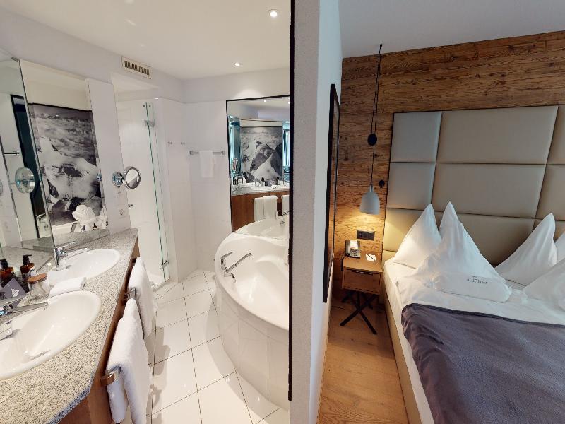 Walliserhof Grand-Hotel & Spa image