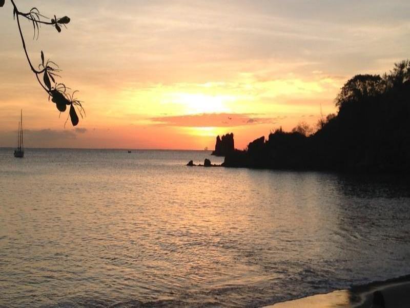 Sunset Shores Beach Hotel image