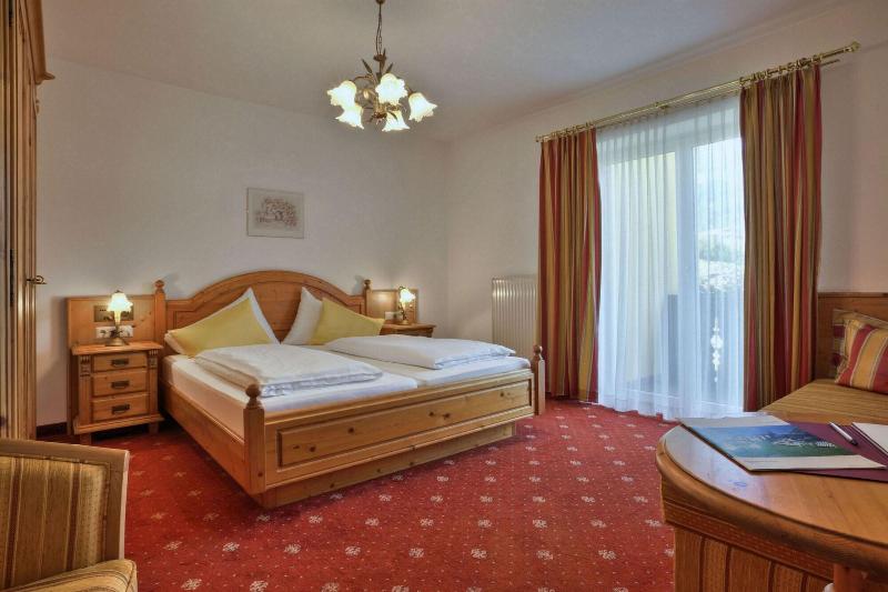 Hotel Alpenresidenz Adler image
