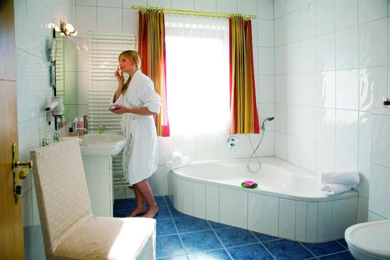 Hotel Alpenresidenz Adler image