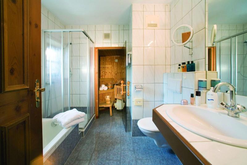 Hotel Alpenresidenz Adler image