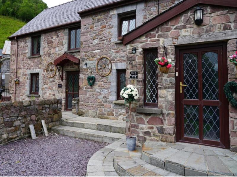 Pentre Riding Stable And Accommodation image