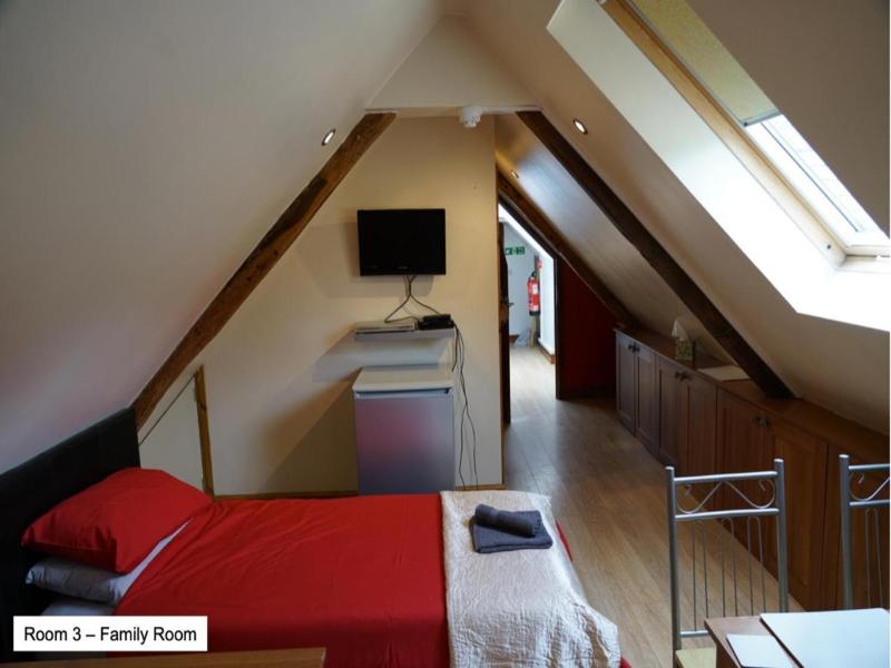 Pentre Riding Stable And Accommodation image