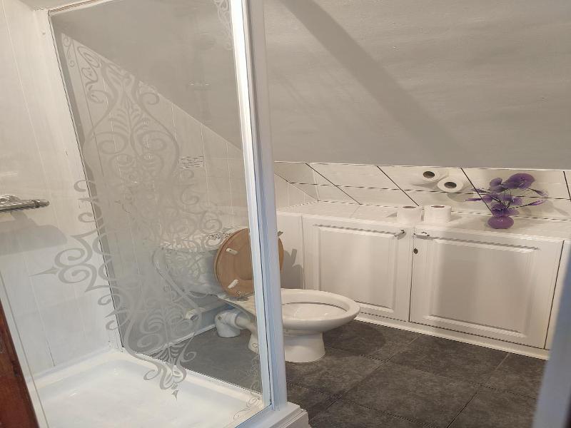 Pentre Riding Stable And Accommodation image