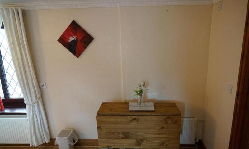 Pentre Riding Stable And Accommodation image