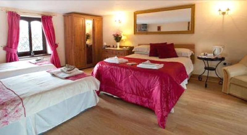 Pentre Riding Stable And Accommodation image