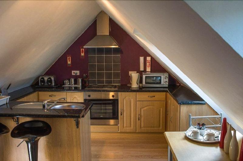Pentre Riding Stable And Accommodation image