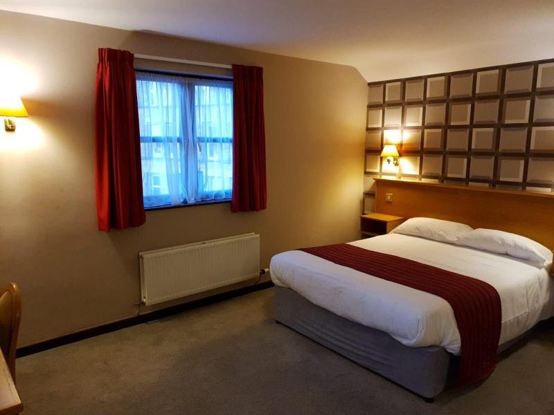 The County Lodge & Brasserie COM