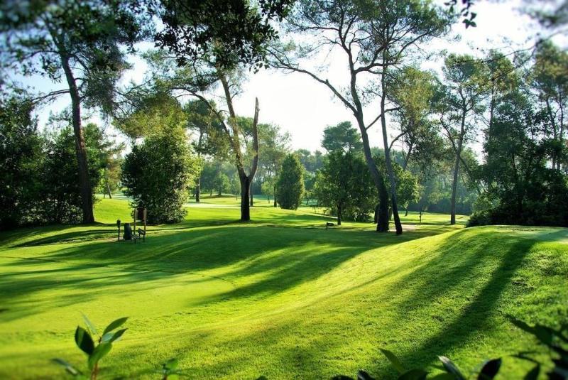 Domaine Les Cigales image