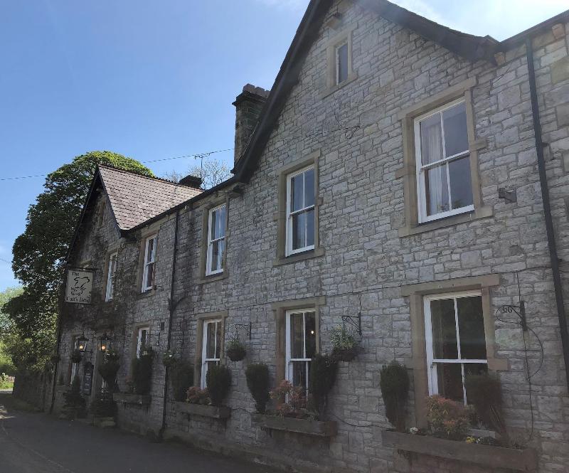 Calf's Head Hotel image
