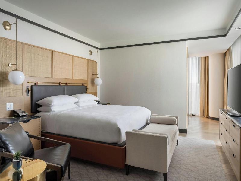 Jw Marriott Tampa Water Street image