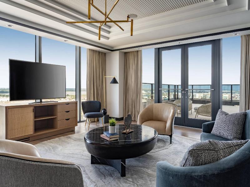 Jw Marriott Tampa Water Street image