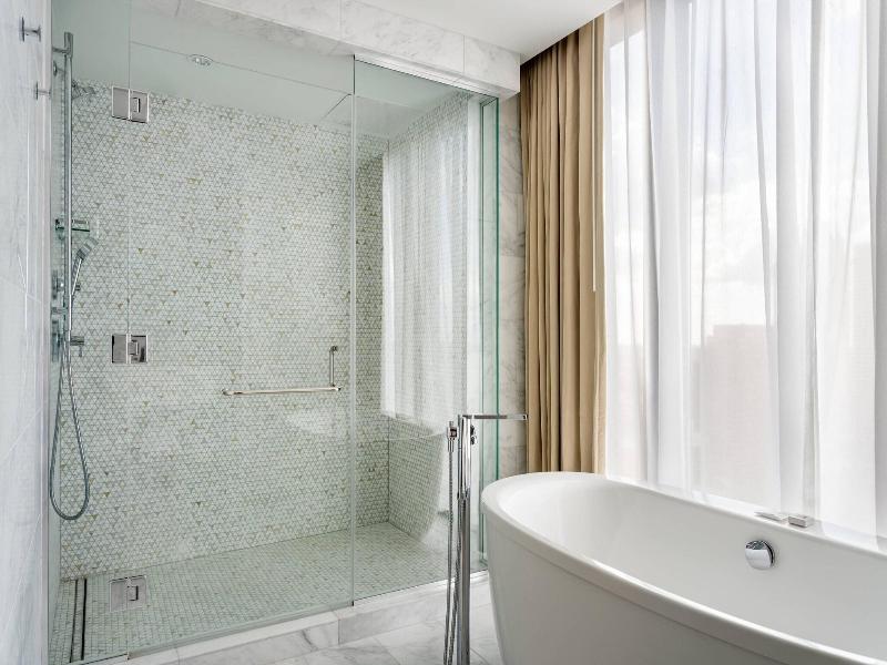 Jw Marriott Tampa Water Street image